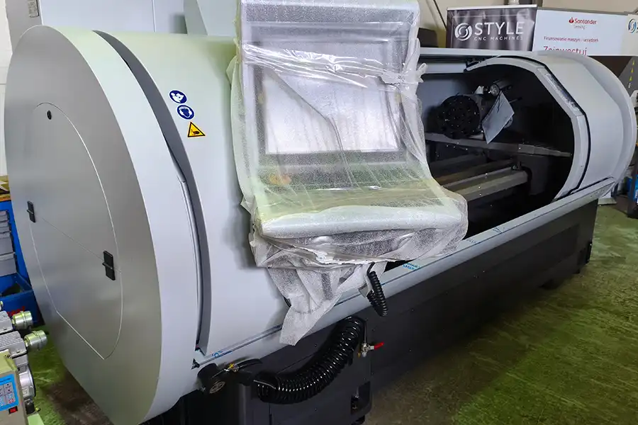 STYLE 510 (1350) - Showroom machine