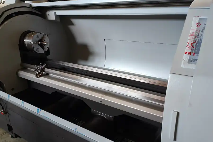 STYLE 510 (1350) - Showroom machine